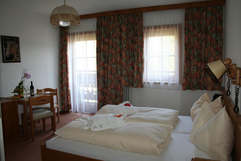 Hotel Gasthof Schweizerhaus Штульфельден Экстерьер фото
